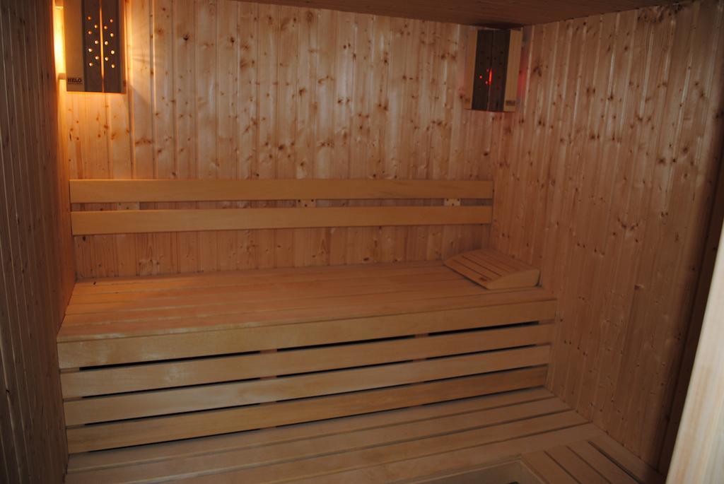 迪斯克里特酒店及spa Vladaya 外观 照片