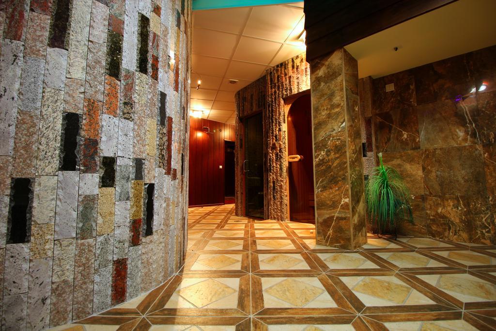 迪斯克里特酒店及spa Vladaya 外观 照片
